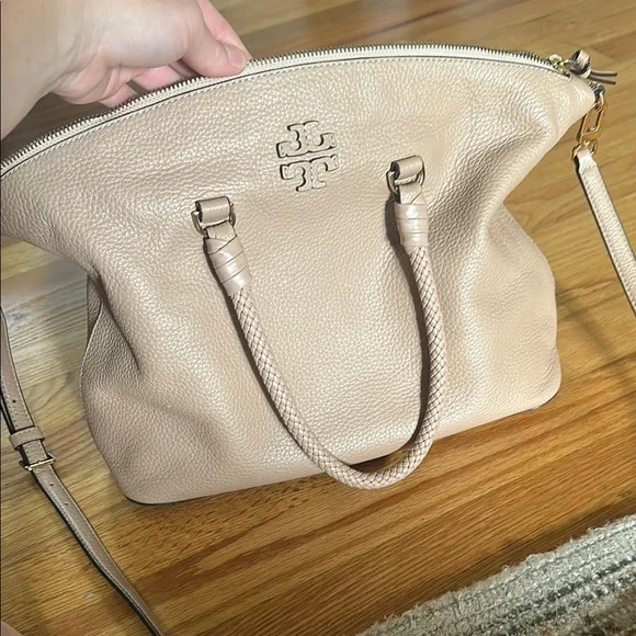 Tory Burch Tan/pink Shoulder Bag with Gold Hardware